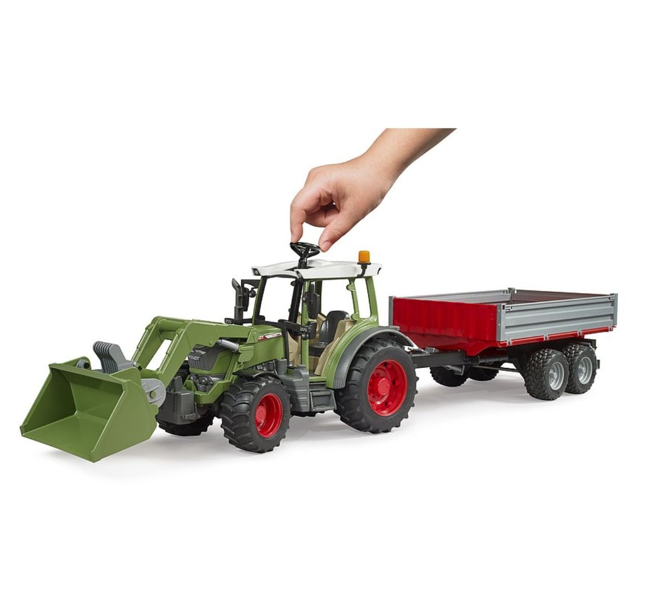 Bruder traktor sa prikolicom i utovarivacem jpg4 Happy kids