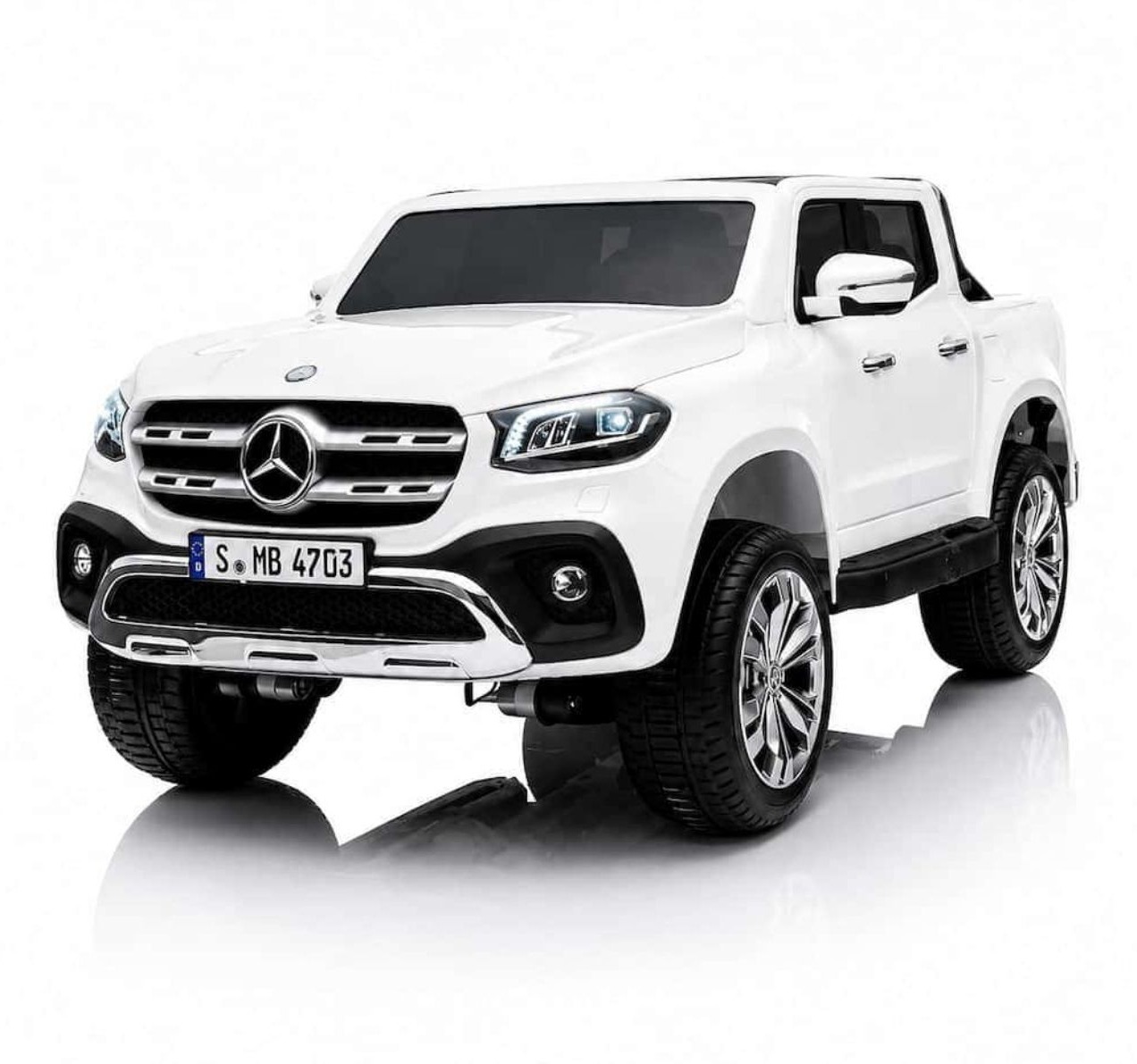 Auto za decu Licencirani Mercedes-Benz X Class 4x4 dvosed Beli