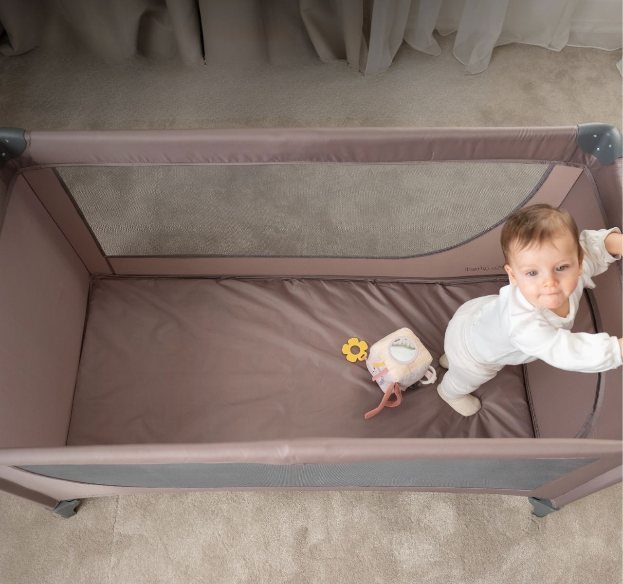 Kikka Boo So Gifted Premium 1 nivo prenosivi krevetac za bebe Black komforna za spavanje