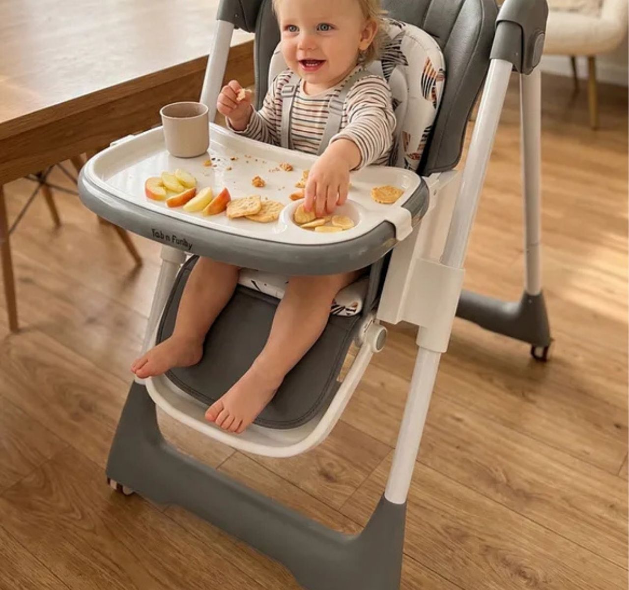   Only Yummy višepoložajna hranilica za bebe Grey-Happy kids
