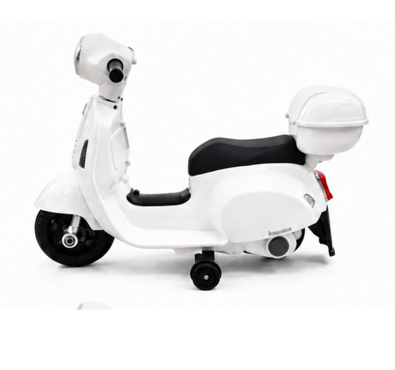 Only Vespa na akumulator 6v White-bocni pogled