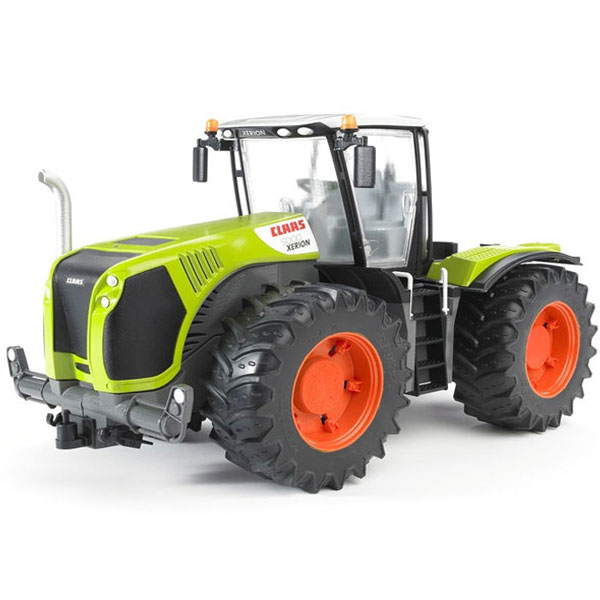 Bruder Traktor Claas Xerion5000