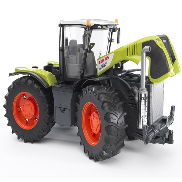 Bruder Traktor Claas Xerion5000
