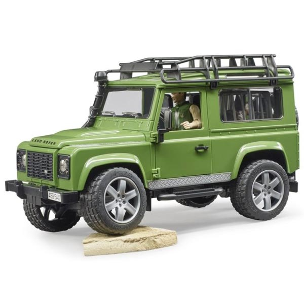 Bruder  Džip Land Rover sa šumarom i lovačkim psom