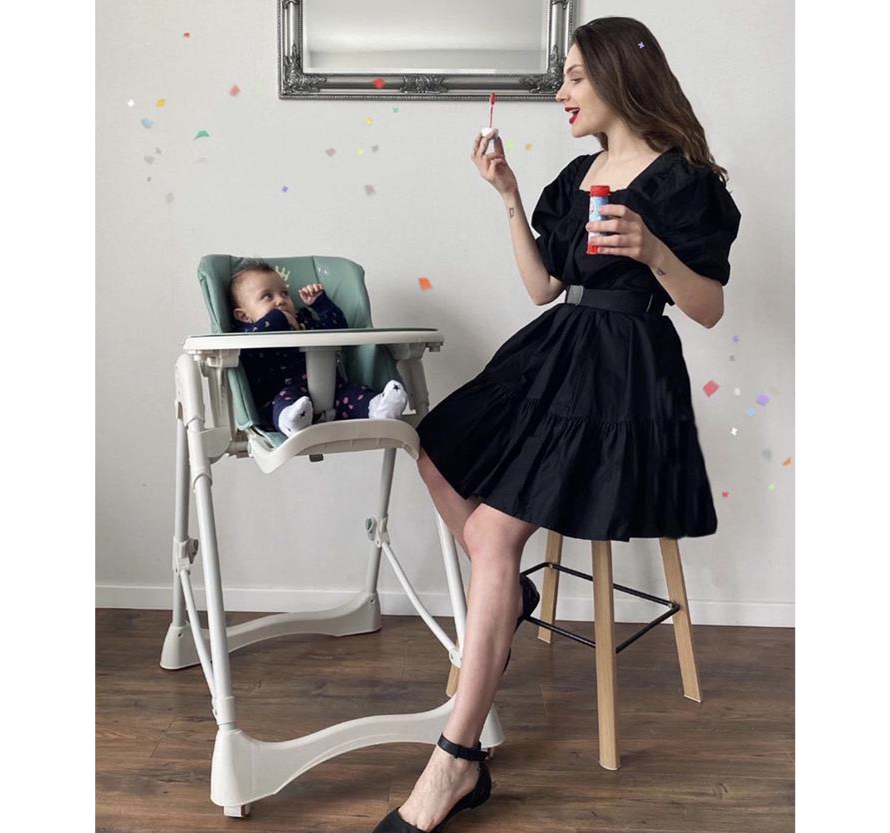 Moni Chocolate hranilica za bebe